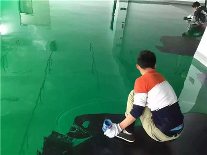 洛南下面给你一份环氧地坪漆施工的完整流程